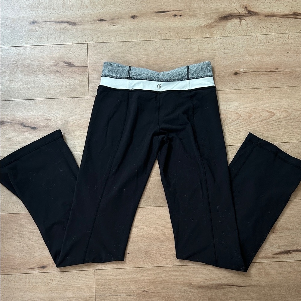 lululemon Black flare Leggings with Gray and White Band